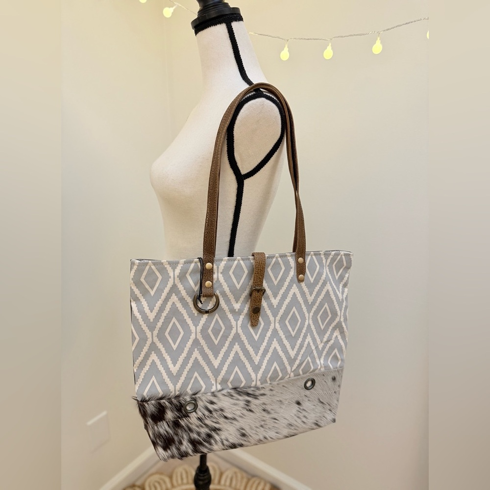 🌾 Myra Bag Vacation Tote - Picture 3 of 6